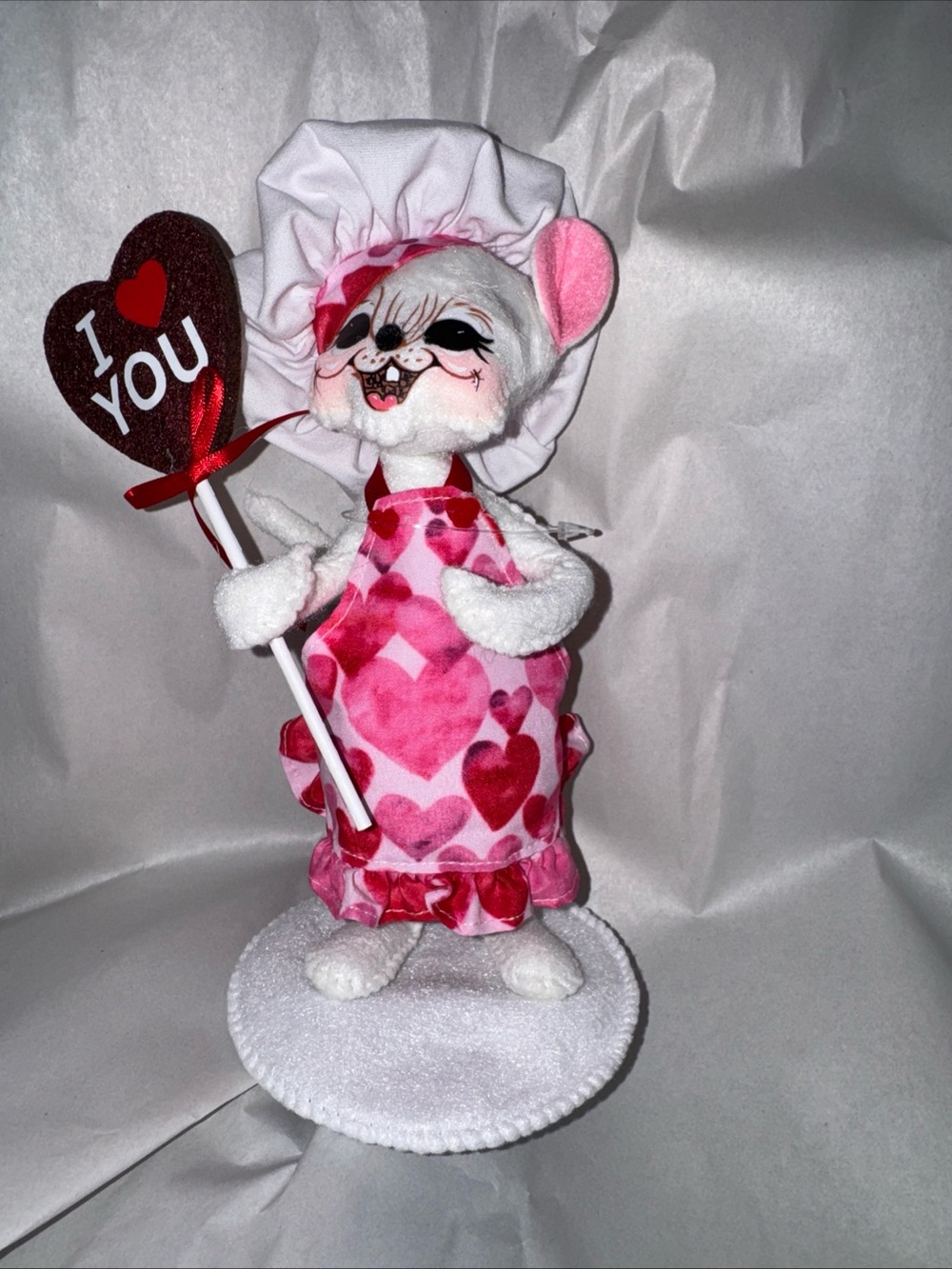 Annalee Pink Heart Mouse Doll with Heart Sign - Picture 3 of 11